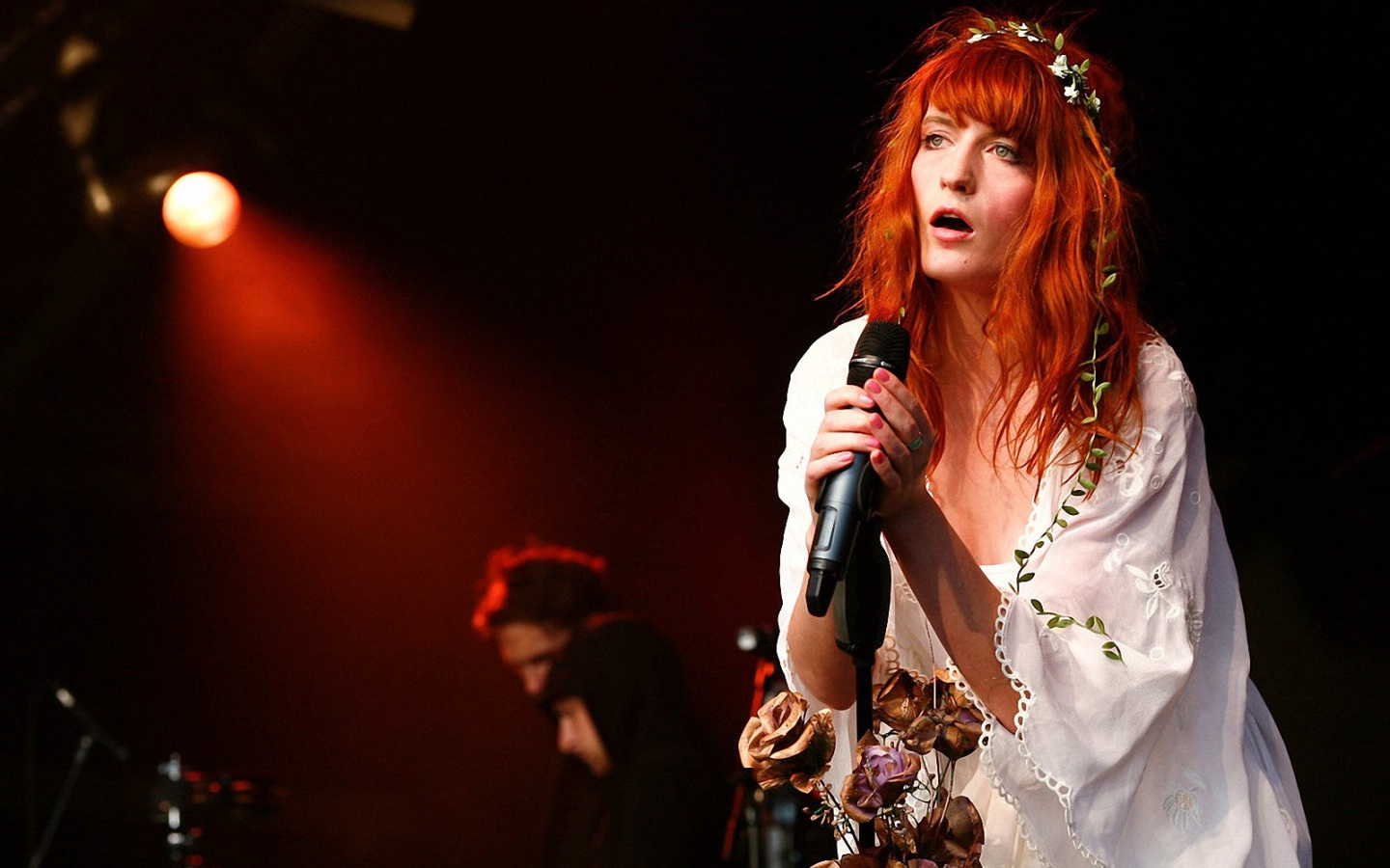 ws_Florence_and_the_Machine_1440x900
