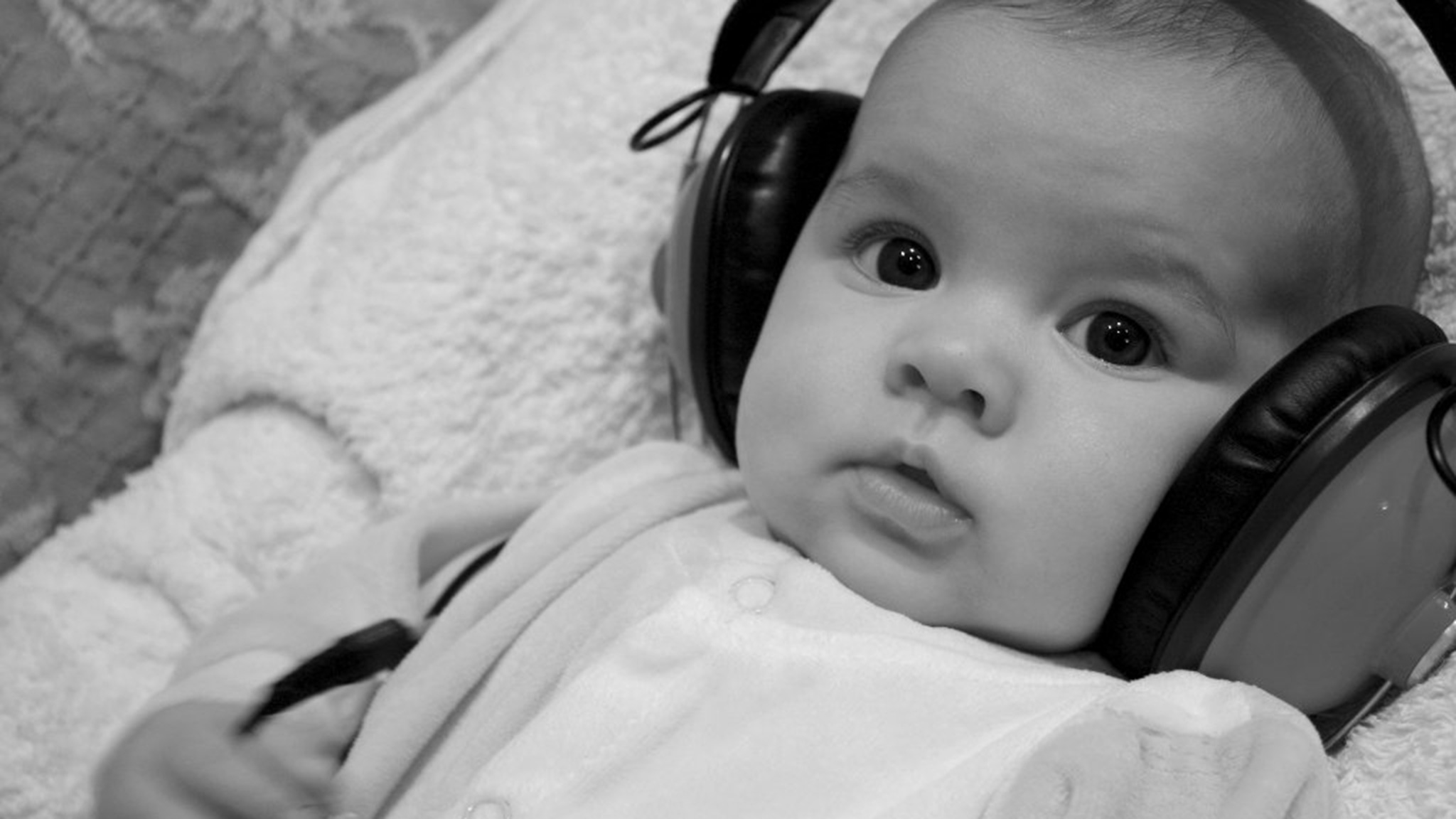 baby-headphones-cropped2