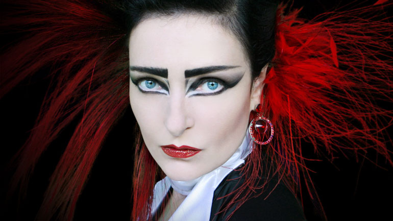Siouxsie-Sioux-MOJO-cover-shot-770